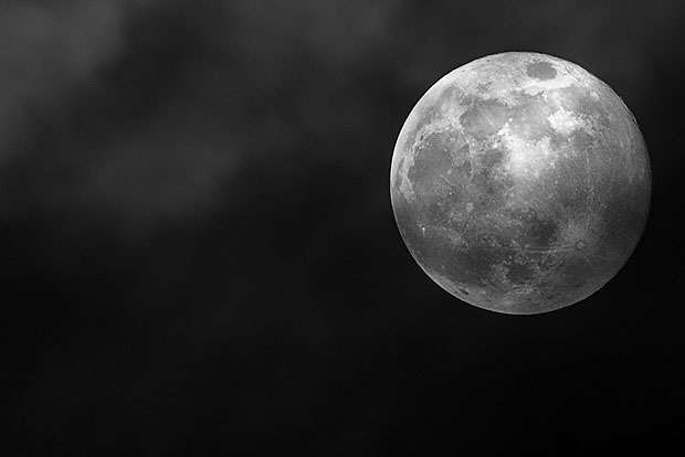 عکاسی حرفه ای از ماه